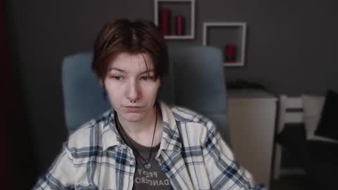 Snapshot of guitarandangell chatting on November 28, 2025, 8:06 am guitarandangell online show from November 28, 2025, 8:06 am