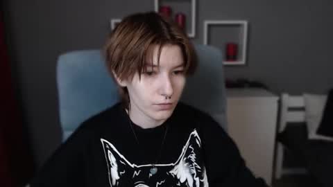 Snapshot of guitarandangell chatting on December 3, 2025, 12:25 pm guitarandangell online show from December 3, 2025, 12:25 pm