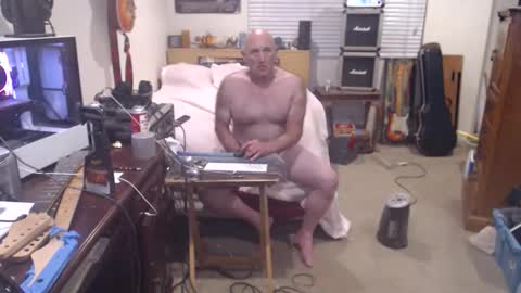 Mario online show from January 11, 2026, 9:03 am