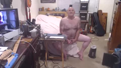 Mario online show from January 13, 2026, 1:11 am