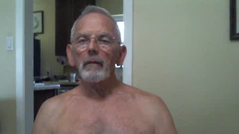 Snapshot of gulfcoast1952 chatting on January 15, 2025, 4:00 pm Roy online show from January 15, 2025, 4:00 pm