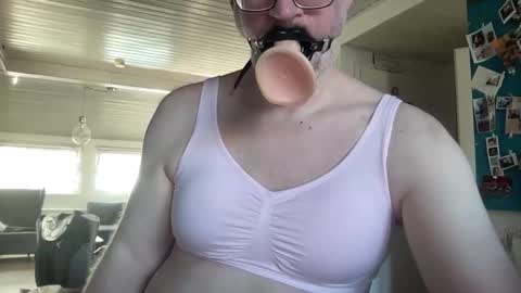 gummicasual online show from February 9, 2026, 8:51 am