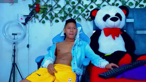 Snapshot of gurxxxt chatting on February 8, 2026, 2:09 pm Hakim online show from February 8, 2026, 2:09 pm