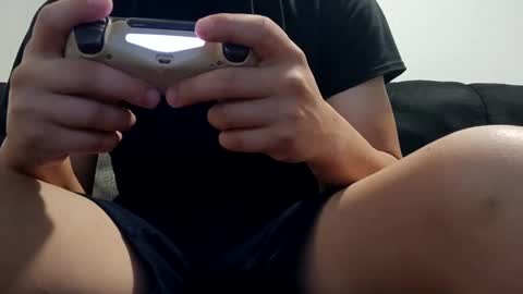 guts_san online show from October 5, 2025, 1:09 pm