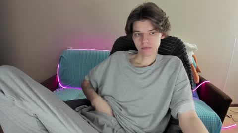 guy_liam1 online show from February 2, 2025, 8:57 am