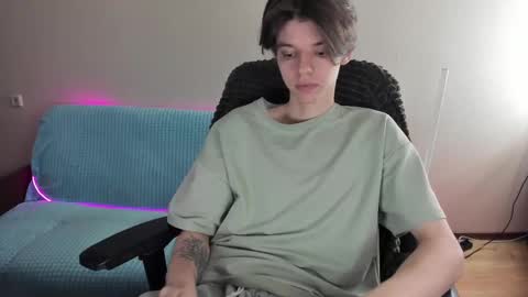 guy_liam1 online show from February 14, 2025, 7:17 am