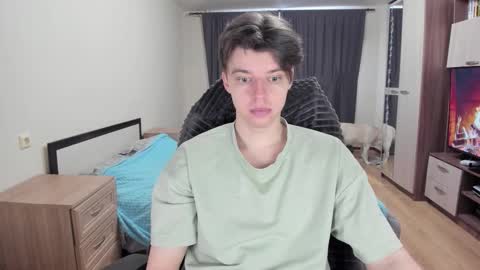 Snapshot of guy_liam1 chatting on February 22, 2026, 6:35 am guy_liam1 online show from February 22, 2026, 6:35 am