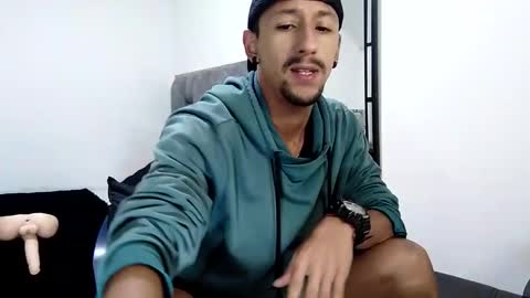 karim online show from January 28, 2025, 10:02 am