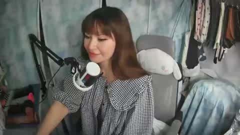 gvieangelic online show from December 7, 2024, 9:11 pm