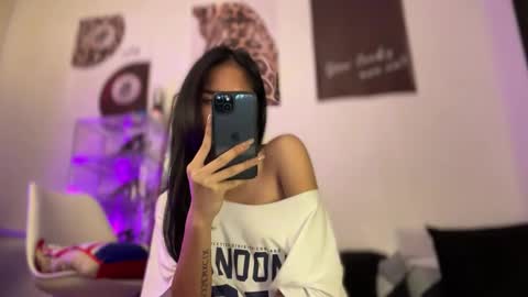 Snapshot of gwapangahas chatting on October 10, 2025, 4:44 am Alexa online show from October 10, 2025, 4:44 am