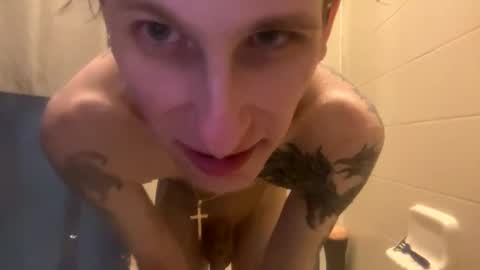 Snapshot of gwapcock chatting on October 8, 2025, 1:53 pm GwapCock online show from October 8, 2025, 1:53 pm