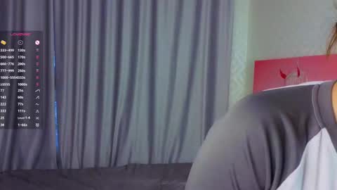 Lisa online show from October 5, 2025, 1:04 am