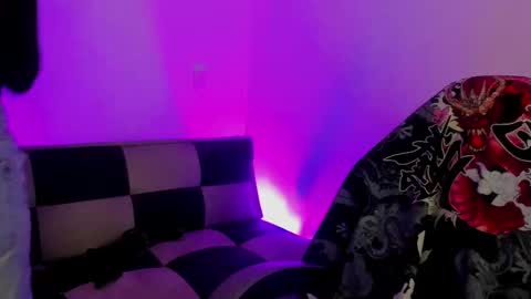 Snapshot of gwenhazel chatting on September 18, 2025, 11:12 am gwenhazel online show from September 18, 2025, 11:12 am