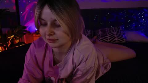 gwenhilton online show from January 8, 2025, 5:16 am