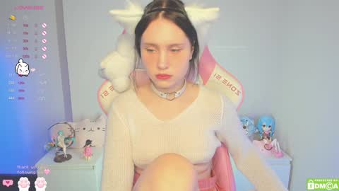 Snapshot of gylaxie chatting on December 11, 2024, 11:51 am online show from December 11, 2024, 11:51 am