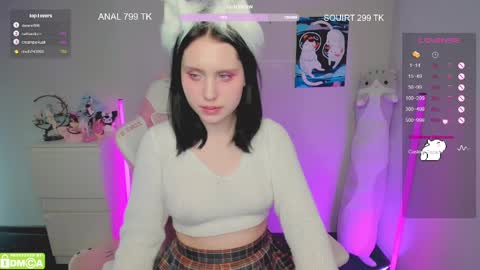 Snapshot of gylaxie chatting on February 13, 2025, 3:14 pm online show from February 13, 2025, 3:14 pm