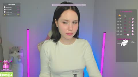 Snapshot of gylaxie chatting on February 21, 2025, 12:17 pm online show from February 21, 2025, 12:17 pm