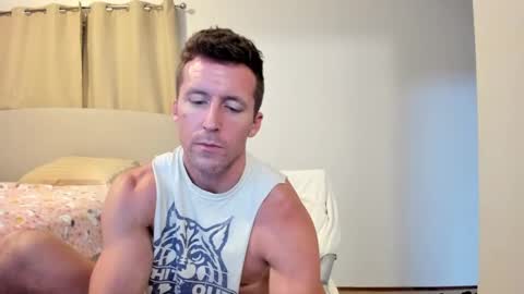 Snapshot of gymjock22 chatting on February 21, 2025, 11:54 pm GymJock22 online show from February 21, 2025, 11:54 pm