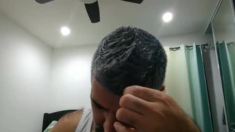 Snapshot of h0nest84 chatting on November 4, 2025, 1:48 am h0nest84 online show from November 4, 2025, 1:48 am