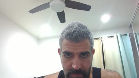 Snapshot of h0nest84 chatting on November 7, 2025, 5:18 am h0nest84 online show from November 7, 2025, 5:18 am