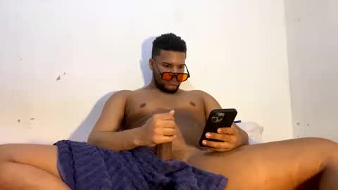 Snapshot of h0tboykoko chatting on September 25, 2025, 2:04 am koko online show from September 25, 2025, 2:04 am