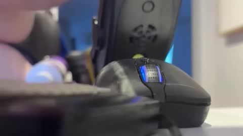 Snapshot of h20976 chatting on October 4, 2025, 5:27 am h20976 online show from October 4, 2025, 5:27 am