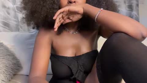 h_o_t_goddess online show from June 6, 2026, 7:51 pm