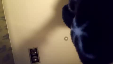 Snapshot of h_rd333 chatting on September 17, 2025, 9:38 pm h_rd333 online show from September 17, 2025, 9:38 pm