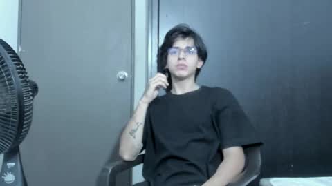 Snapshot of hades_angel_ chatting on September 30, 2025, 7:46 am Angel online show from September 30, 2025, 7:46 am