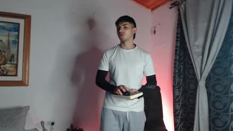 HADEZ online show from October 1, 2025, 1:44 am