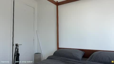 Hadley online show from April 3, 2026, 7:12 pm