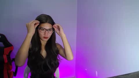 Snapshot of hailey69sexy chatting on September 17, 2025, 7:32 am hailey69sexy online show from September 17, 2025, 7:32 am