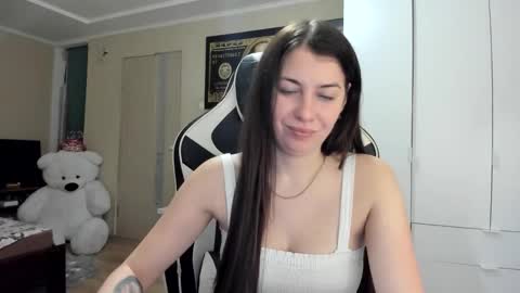 Sk     pe     Anya388109 online show from October 13, 2025, 7:36 pm