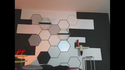 haileycat_ online show from January 5, 2025, 4:14 am