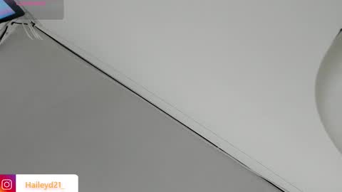 Hailey online show from February 3, 2026, 1:48 am