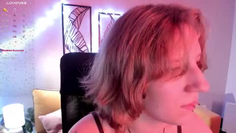 Hailey online show from October 25, 2025, 9:06 am