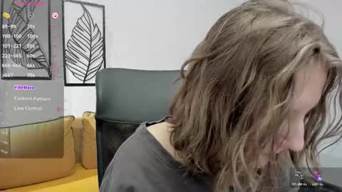 Hailey online show from February 26, 2026, 12:59 pm