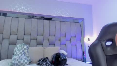 Snapshot of hailybairen chatting on January 20, 2025, 7:14 pm  Haily Bairen online show from January 20, 2025, 7:14 pm