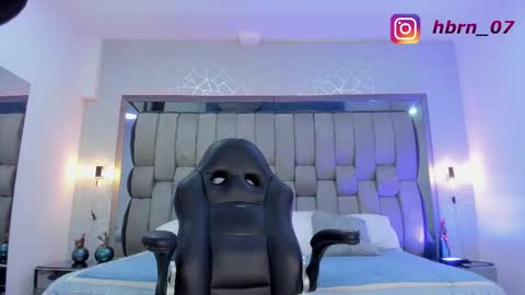 Snapshot of hailybairen chatting on February 13, 2025, 4:43 am  Haily Bairen online show from February 13, 2025, 4:43 am