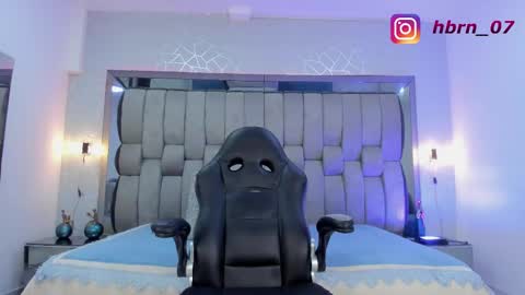 Snapshot of hailybairen chatting on February 13, 2025, 7:42 pm  Haily Bairen online show from February 13, 2025, 7:42 pm