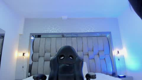 Snapshot of hailybairen chatting on March 6, 2025, 7:43 pm  Haily Bairen online show from March 6, 2025, 7:43 pm