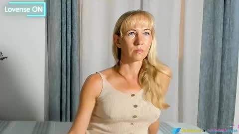 Christine -  online show from October 21, 2025, 1:12 pm