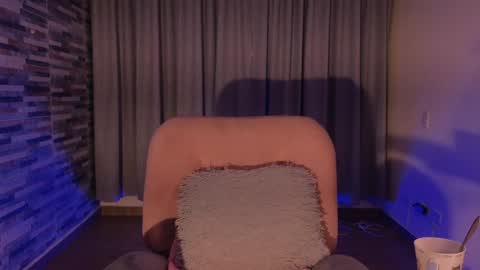 Snapshot of hairyandsexysalma chatting on December 5, 2024, 5:15 am SALMA online show from December 5, 2024, 5:15 am