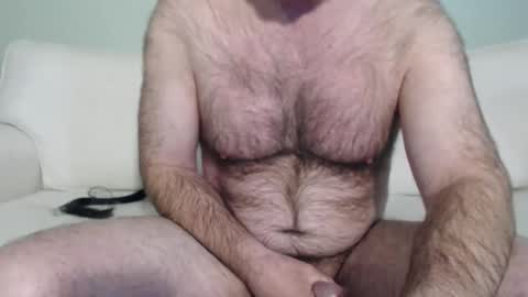 Snapshot of hairyape1 chatting on February 5, 2026, 6:12 pm Hairy male online show from February 5, 2026, 6:12 pm