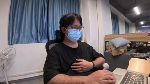 hairycol66 online show from March 3, 2026, 11:27 am