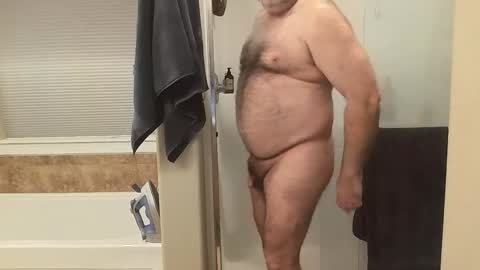 hairydaddreams online show from March 4, 2026, 2:34 pm