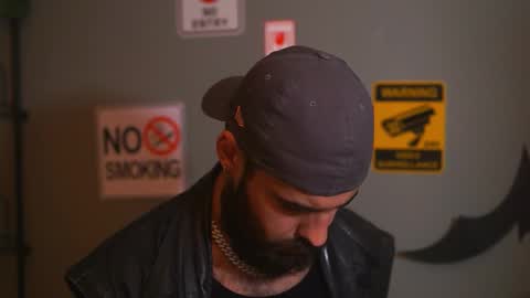 HairyRobXxX online show from November 28, 2025, 10:45 pm