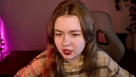 HaleySun online show from December 2, 2025, 1:17 pm