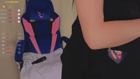Snapshot of halfpint_babe chatting on September 12, 2025, 9:48 pm Kimberly online show from September 12, 2025, 9:48 pm