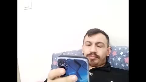 halilcik online show from January 19, 2025, 7:04 pm